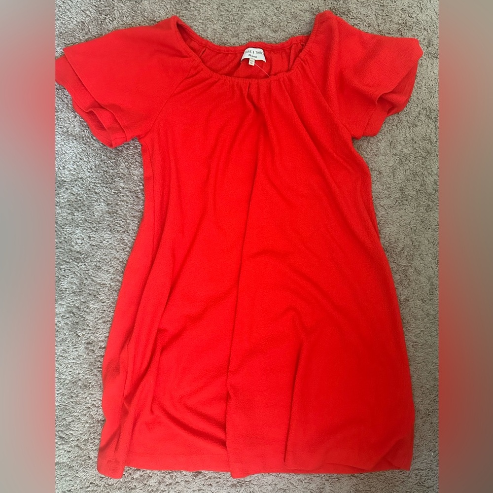 Madewell Dress that can be worn off or on the shoulder